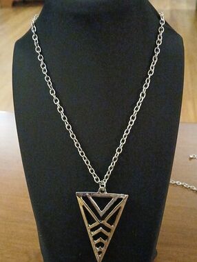Long Silver Tone Geometric Triangle Pendant Necklace - Women Jewelry